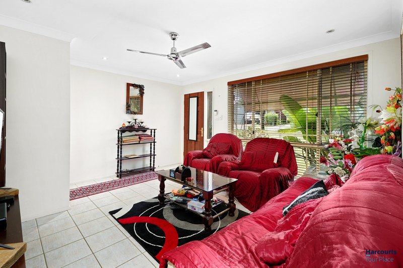 Photo - 17 Debussy Place, Cranebrook NSW 2749 - Image 3