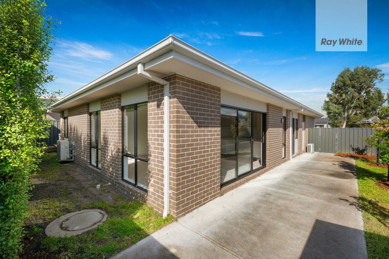 Photo - 17 Delbridge Drive, Mernda VIC 3754 - Image 7