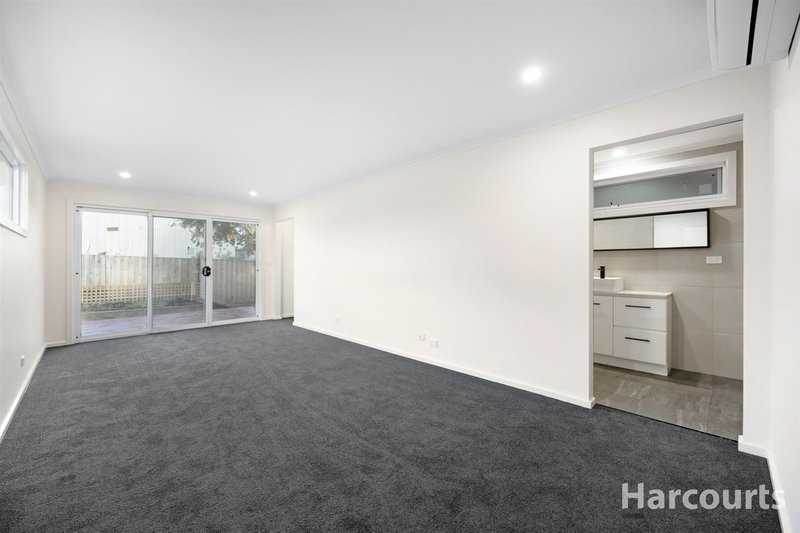 Photo - 17 Delburn Street, Newborough VIC 3825 - Image 4