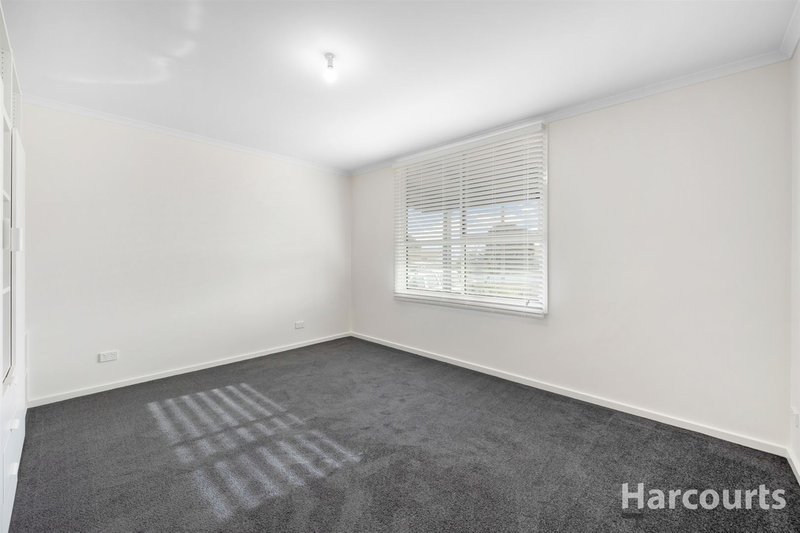 Photo - 17 Delburn Street, Newborough VIC 3825 - Image 10