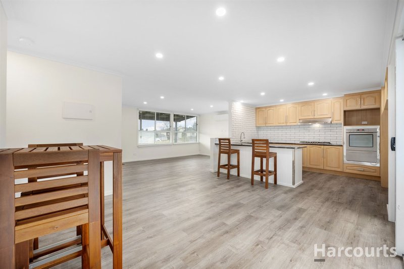 Photo - 17 Delburn Street, Newborough VIC 3825 - Image 15