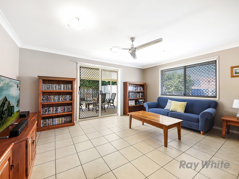 Photo - 17 Delia Close, Bracken Ridge QLD 4017 - Image 4