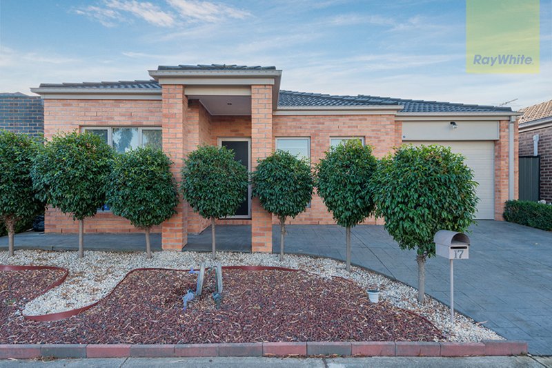 17 Dempster Drive, Craigieburn VIC 3064