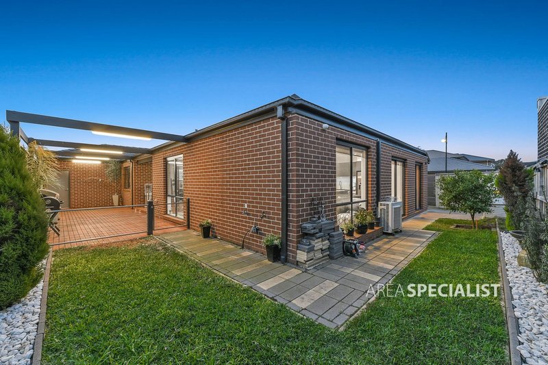 Photo - 17 Denmark Road, Keysborough VIC 3173 - Image 16