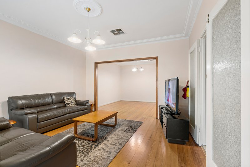 Photo - 17 Derby Street, Pascoe Vale VIC 3044 - Image 3