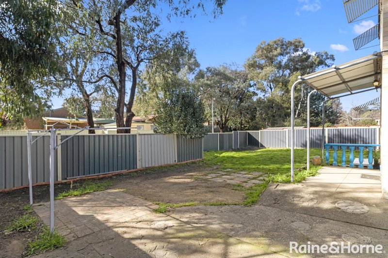 Photo - 17 Derham Court, Wanniassa ACT 2903 - Image 13