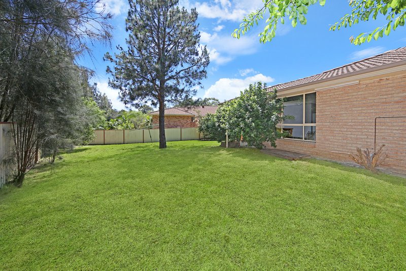 Photo - 17 Derwent Drive, Lake Haven NSW 2263 - Image 8