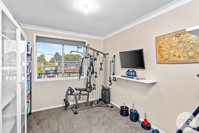 Photo - 17 Diggers Drive, Tanilba Bay NSW 2319 - Image 11