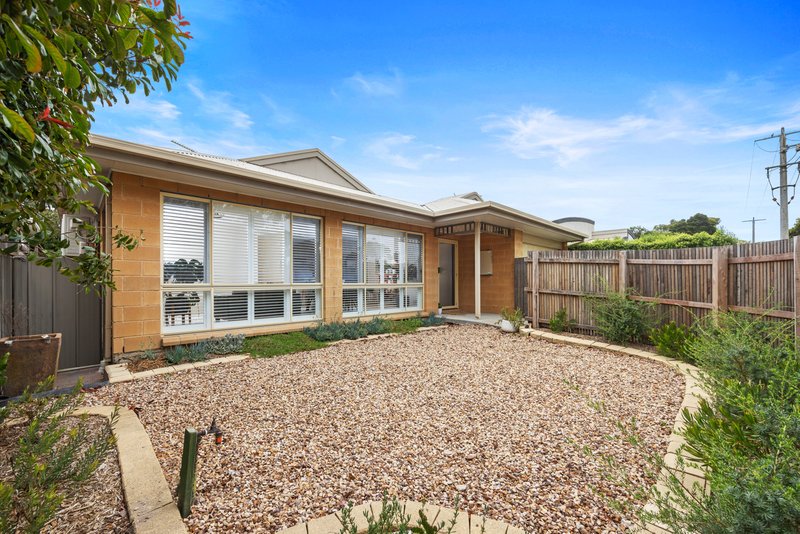 Photo - 17 Dixon Street, Inverloch VIC 3996 - Image 3