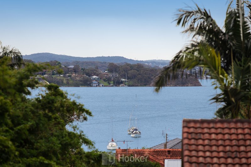 Photo - 17 Dobell Drive, Wangi Wangi NSW 2267 - Image 10