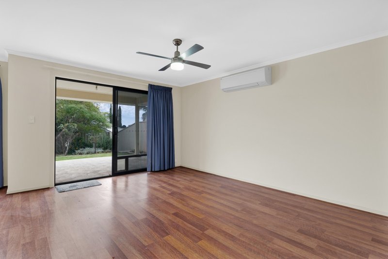 Photo - 17 Doctors Road, Morphett Vale SA 5162 - Image 3