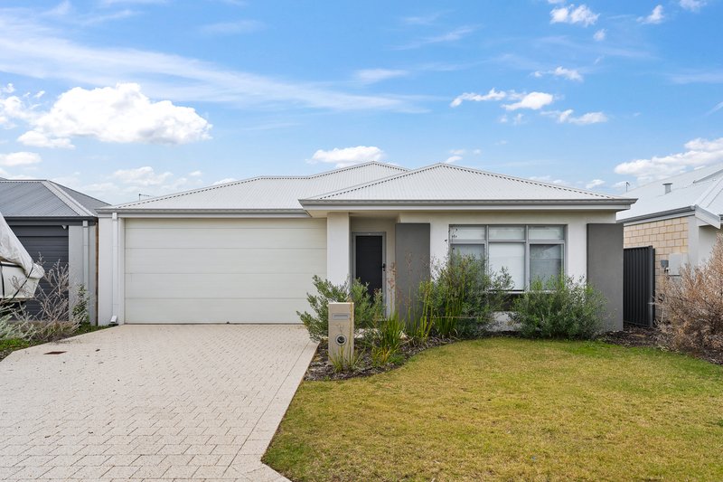 Photo - 17 Dooragan Street, Baldivis WA 6171 - Image 1