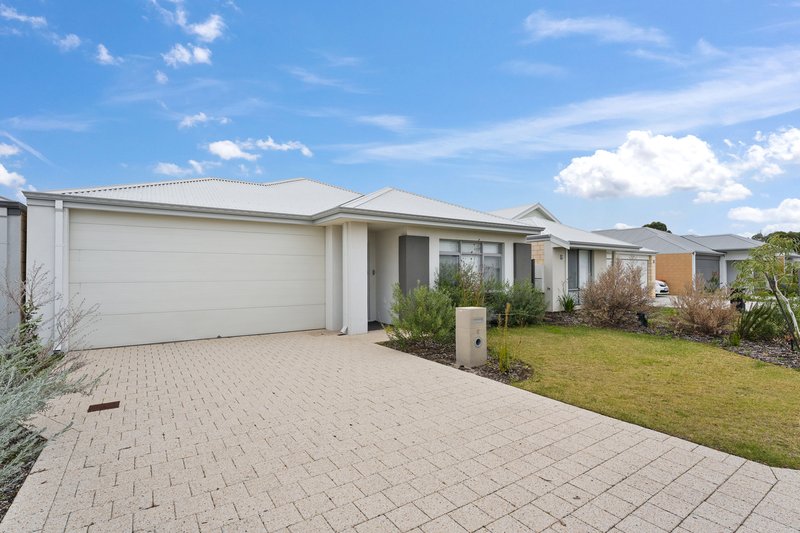 Photo - 17 Dooragan Street, Baldivis WA 6171 - Image 2