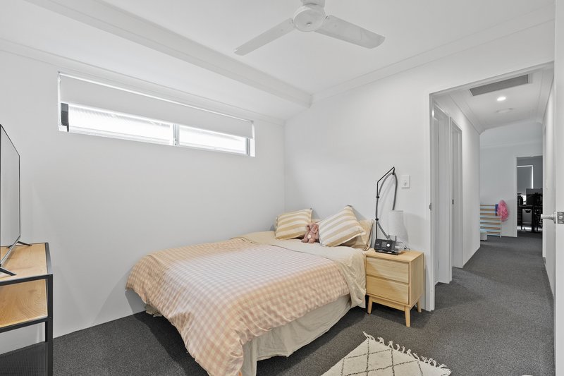 Photo - 17 Dooragan Street, Baldivis WA 6171 - Image 21