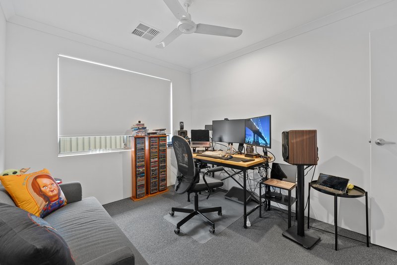 Photo - 17 Dooragan Street, Baldivis WA 6171 - Image 25