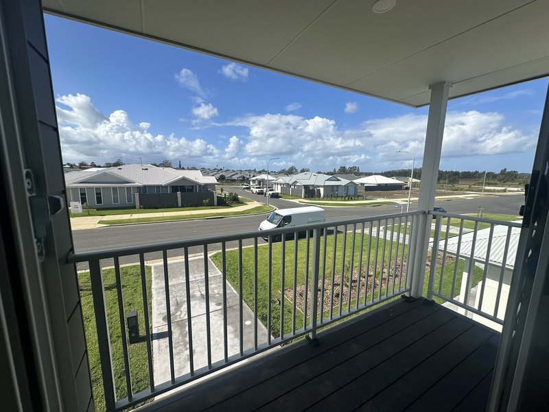 Photo - 17 Driftwood Boulevard, Old Bar NSW 2430 - Image 16