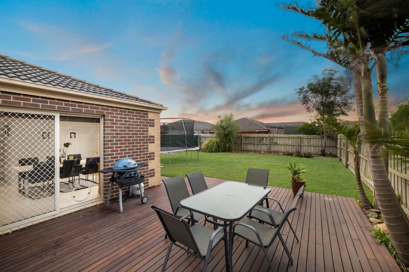 Photo - 17 Drysdale Street, Pakenham VIC 3810 - Image 11