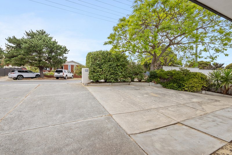 Photo - 17 Duke Street, Karrinyup WA 6018 - Image 17