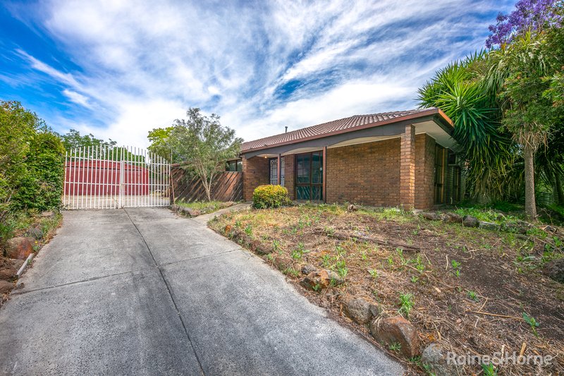 17 Dunrossil Drive, Sunbury VIC 3429