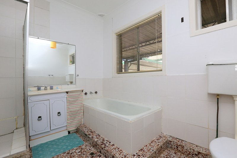 Photo - 17 Dutton Street, Bankstown NSW 2200 - Image 10