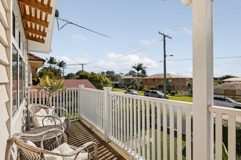 Photo - 17 Duval Street, Wynnum West QLD 4178 - Image 19