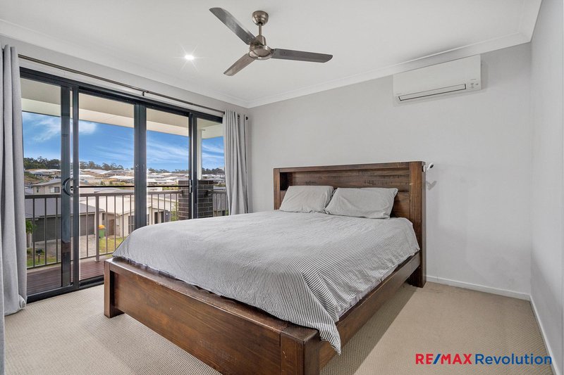 Photo - 17 Dysart Drive, Holmview QLD 4207 - Image 7