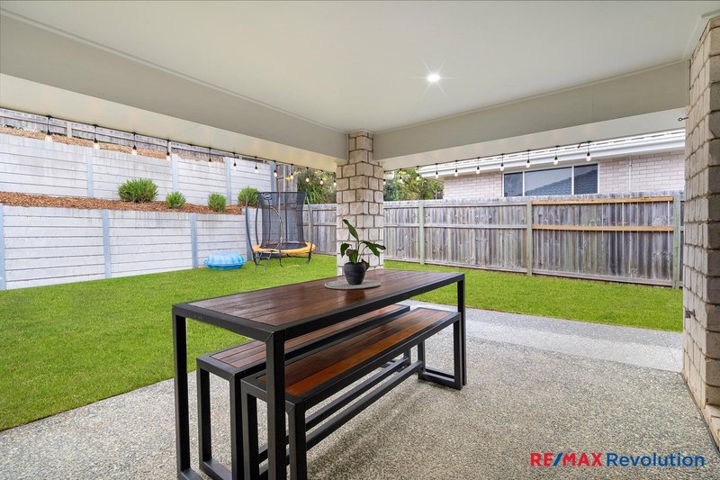 Photo - 17 Dysart Drive, Holmview QLD 4207 - Image 16