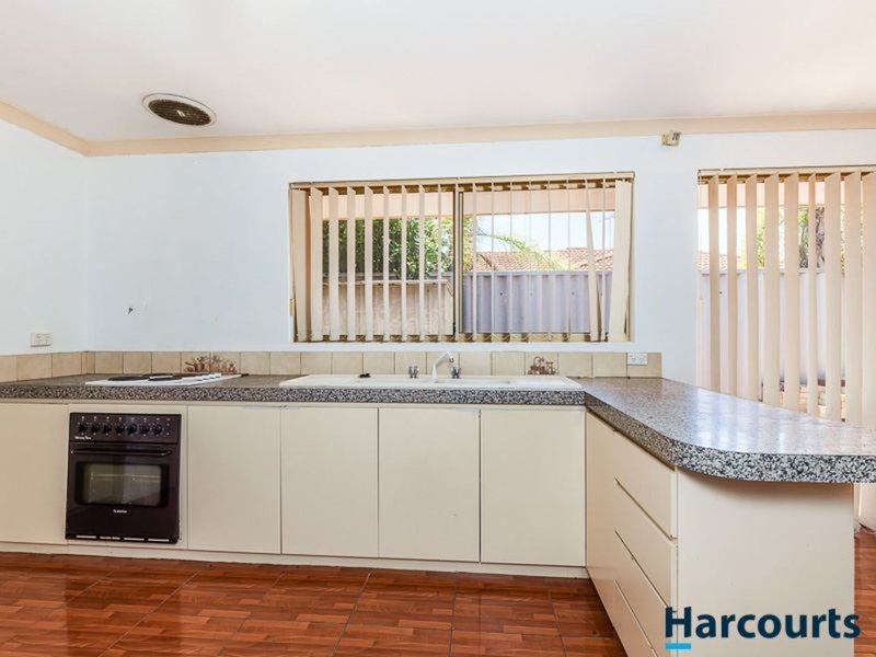 Photo - 17 Eastleigh Loop, Currambine WA 6028 - Image 4