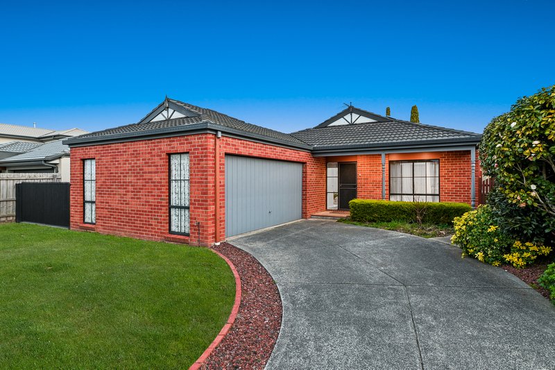 17 Eclipse Court, Hampton Park VIC 3976