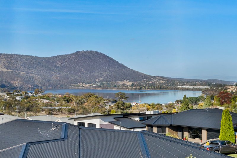 Photo - 17 Eclipse Road, Austins Ferry TAS 7011 - Image 9