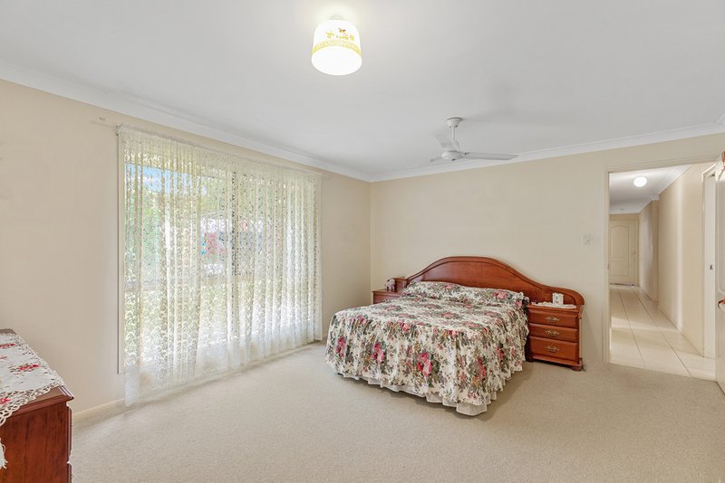 Photo - 17 Edington Drive, Cooroibah QLD 4565 - Image 4