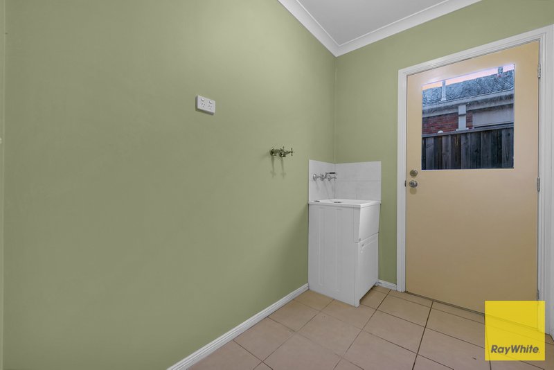 Photo - 17 Edmund Drive, Tarneit VIC 3029 - Image 19