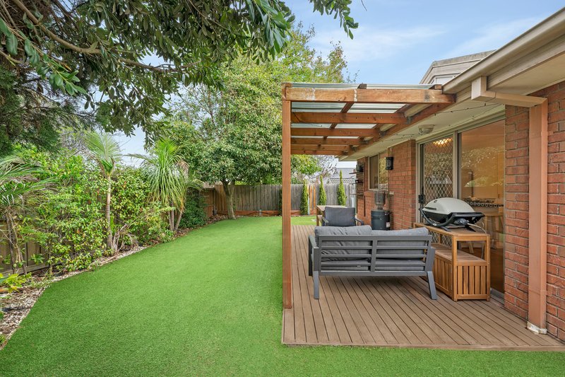 Photo - 1/7 Elaroo Street, Chadstone VIC 3148 - Image 8