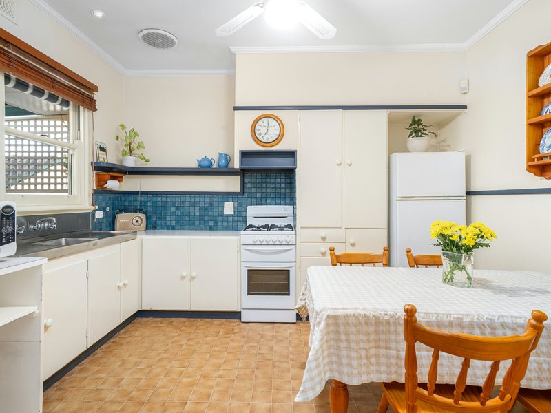 Photo - 17 Elizabeth Street, Belmont VIC 3216 - Image 2