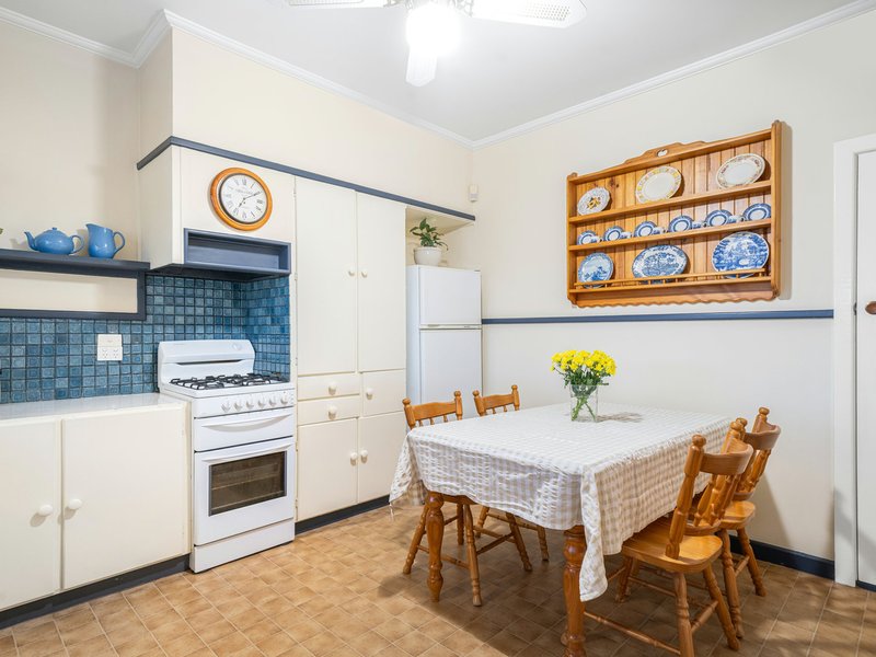 Photo - 17 Elizabeth Street, Belmont VIC 3216 - Image 3