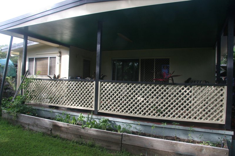 Photo - 17 Elliott Street, Gin Gin QLD 4671 - Image 5