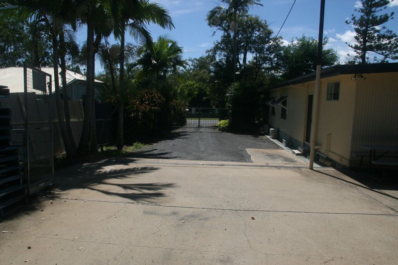 Photo - 17 Elliott Street, Gin Gin QLD 4671 - Image 16