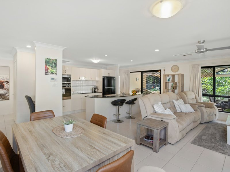 Photo - 17 Ellis Drive, Mudgeeraba QLD 4213 - Image 3