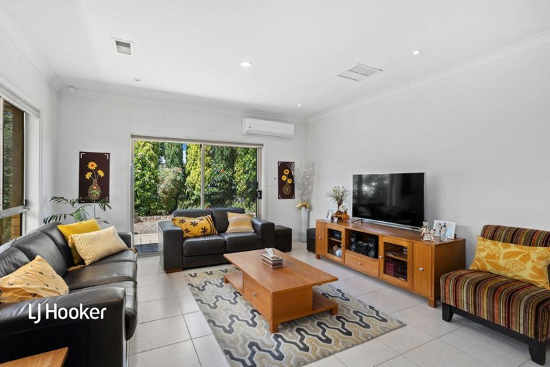 Photo - 17 Elmwood Court, Mawson Lakes SA 5095 - Image 4