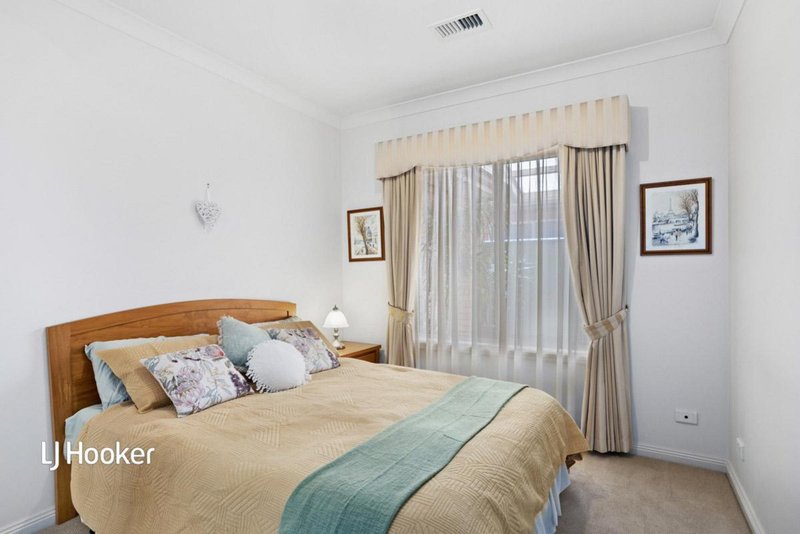 Photo - 17 Elmwood Court, Mawson Lakes SA 5095 - Image 10