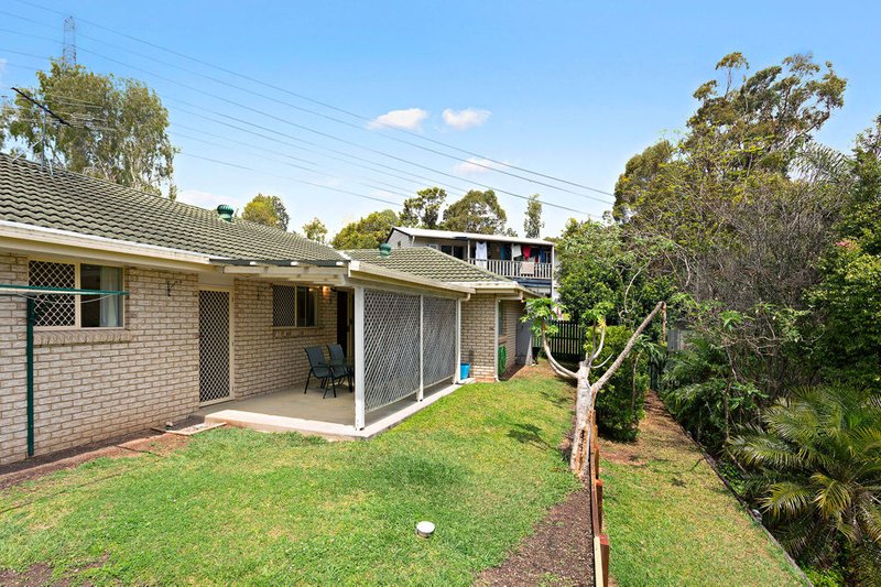 Photo - 17 Emuglen Place, Ferny Grove QLD 4055 - Image 14