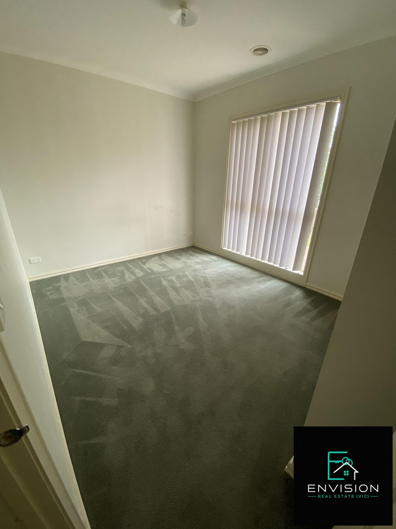 Photo - 1/7 Enea Place, Hoppers Crossing VIC 3029 - Image 9