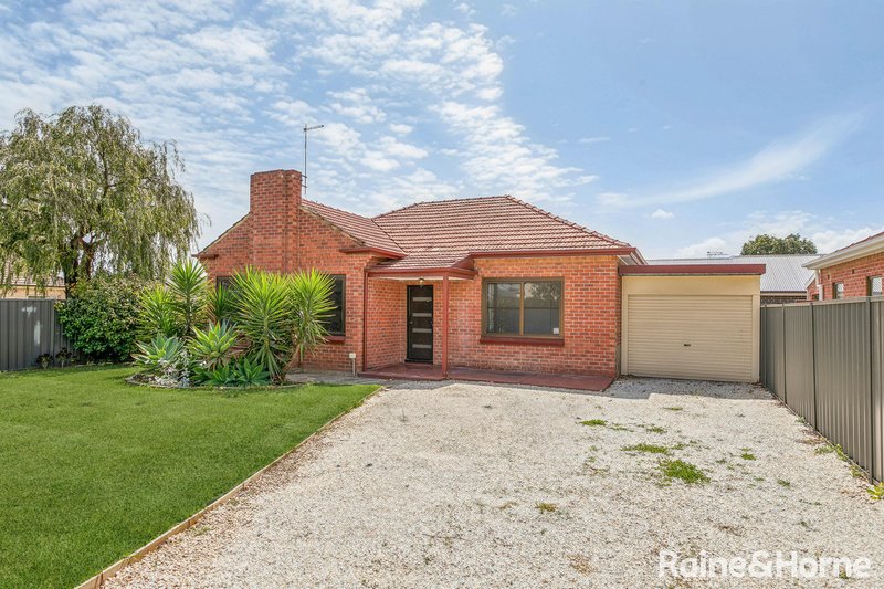 17 English Avenue, Clovelly Park SA 5042