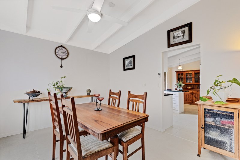 Photo - 17 Ensbey Road, Flaxton QLD 4560 - Image 7