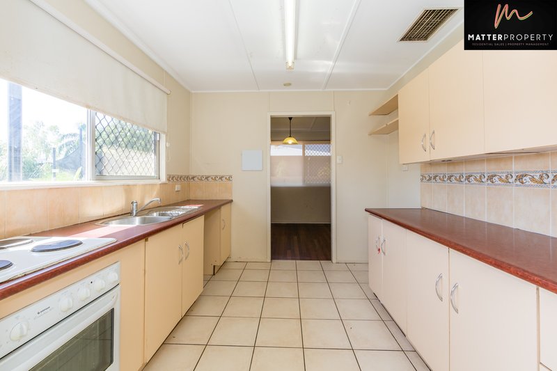 Photo - 17 Epsilon Avenue, Mount Isa QLD 4825 - Image 3