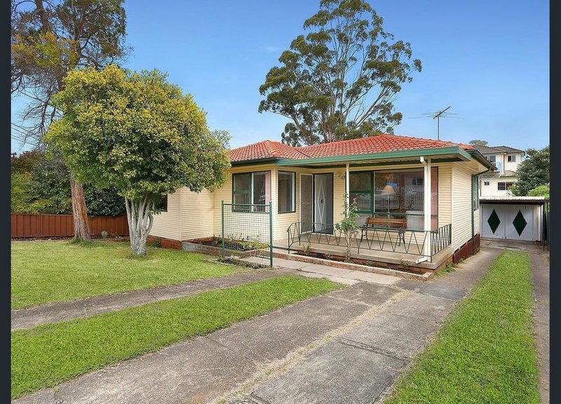 Photo - 17 Fairfield Road, Woodpark NSW 2164 - Image 1