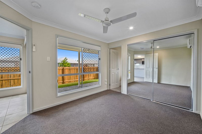 Photo - 1/7 Fanflower Street, Logan Reserve QLD 4133 - Image 5