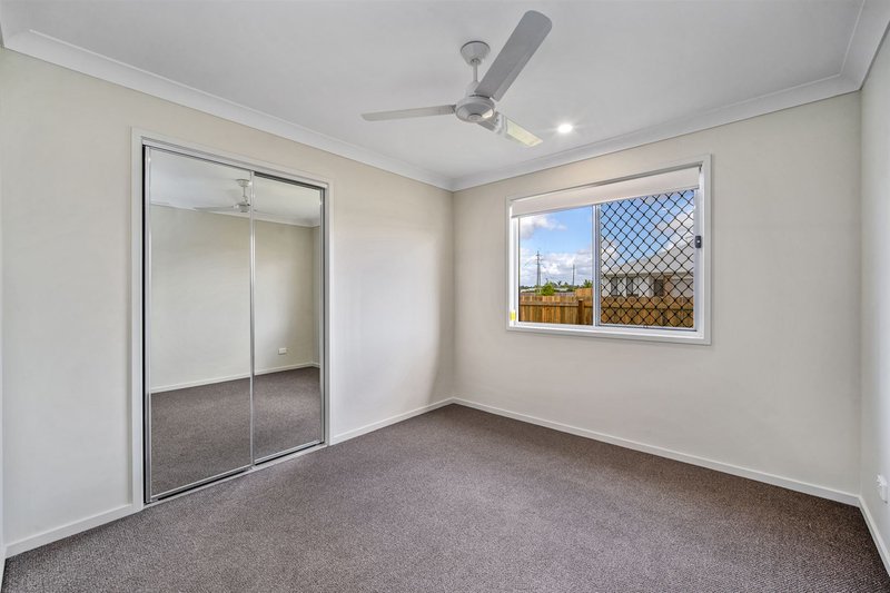 Photo - 1/7 Fanflower Street, Logan Reserve QLD 4133 - Image 8