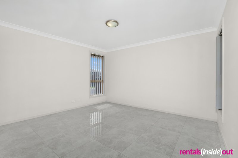 Photo - 17 Farmington Street, Box Hill NSW 2765 - Image 4