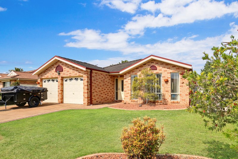 17 Felix Avenue, Horsley NSW 2530